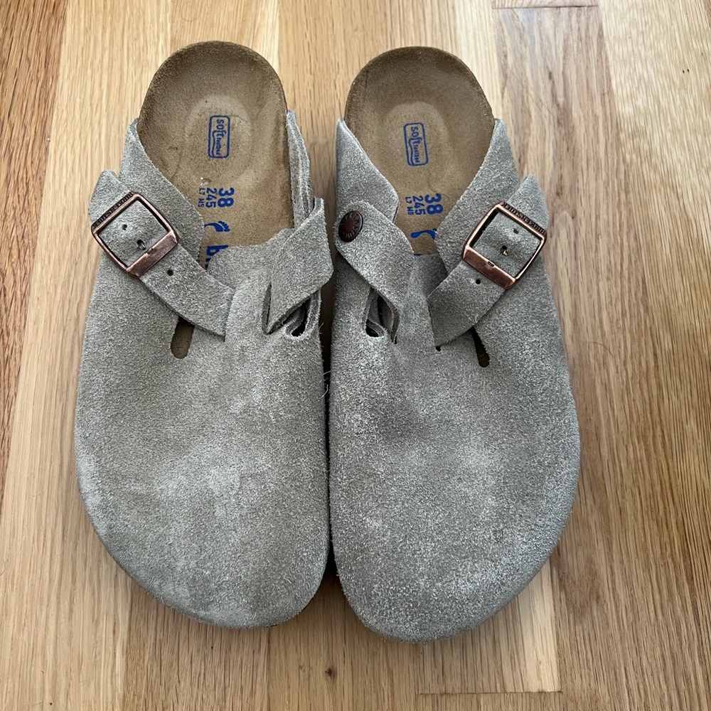 Boston Soft Footbed Clog in Taupe